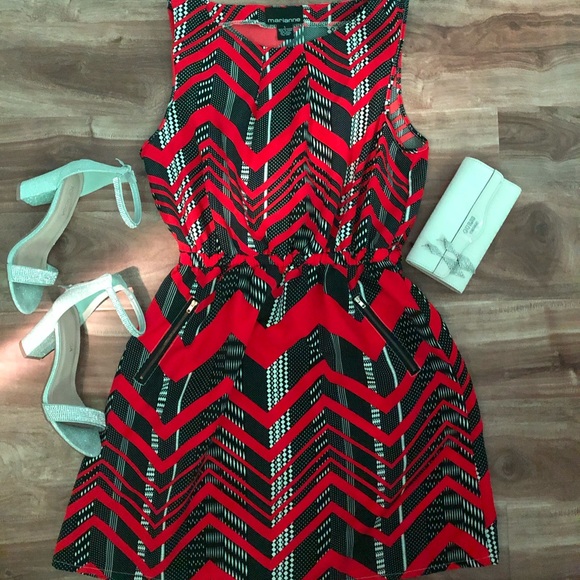 Horizontal zig zag dress - Picture 5 of 6
